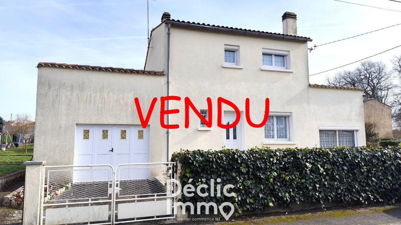 vente Maison à rénover Le Gond Pontouvre - Photo 2