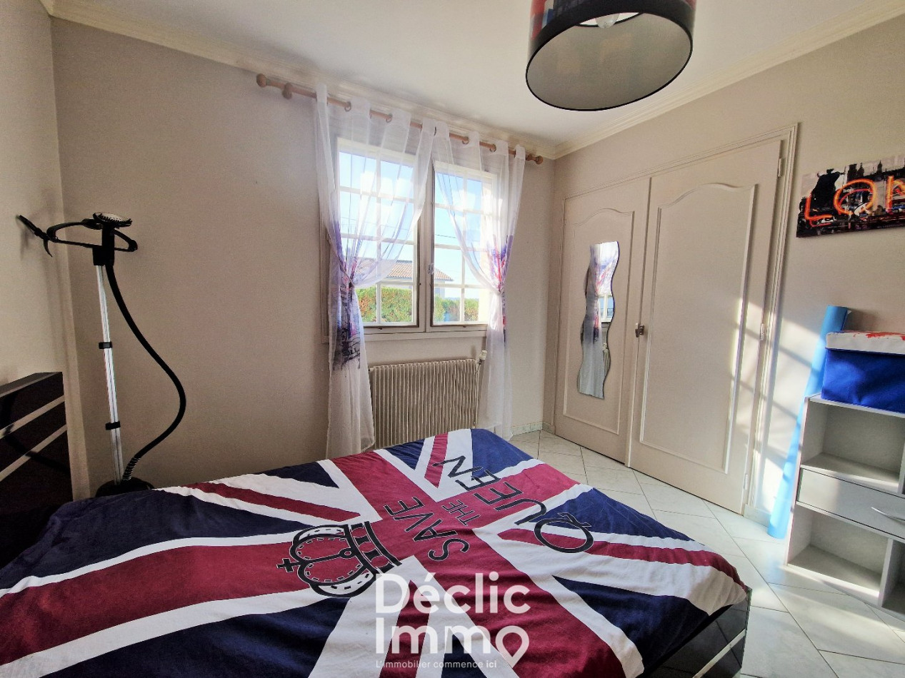 vente Pavillon Touvre - Photo 10