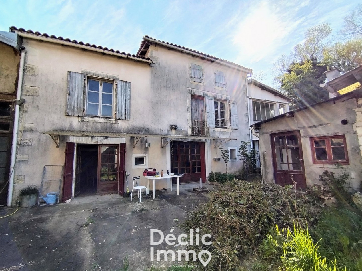vente Maison à rénover Verteuil Sur Charente - Photo 1