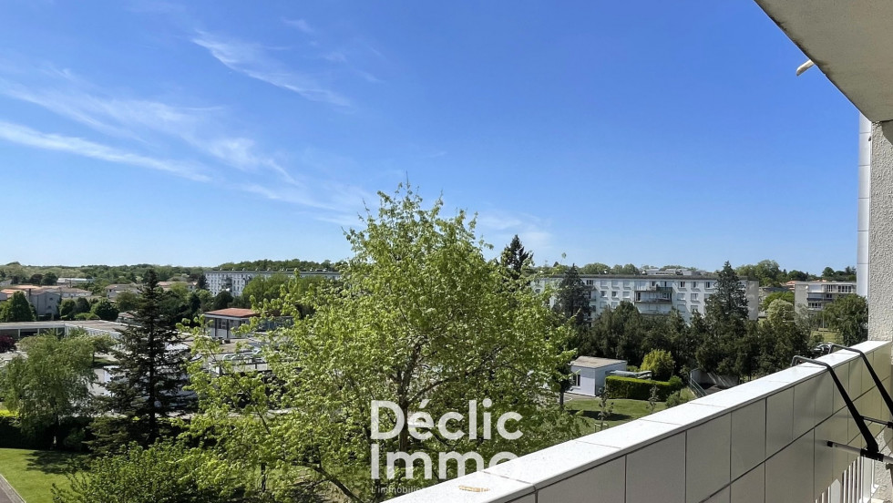 vente Appartement en résidence Angouleme - Photo 1
