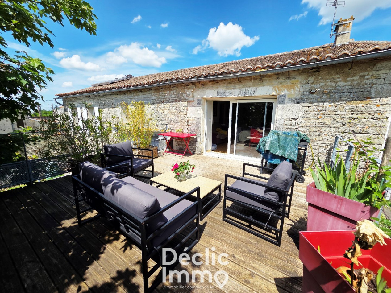 vente Ensemble immobilier Brie - Photo 2