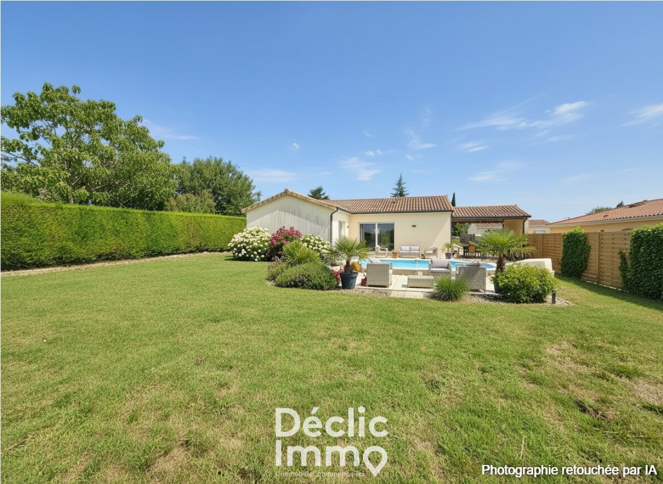 vente Maison Roullet Saint Estephe - Photo 2