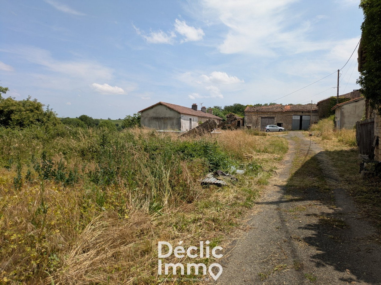 vente Maison à rénover Londigny - Photo 4