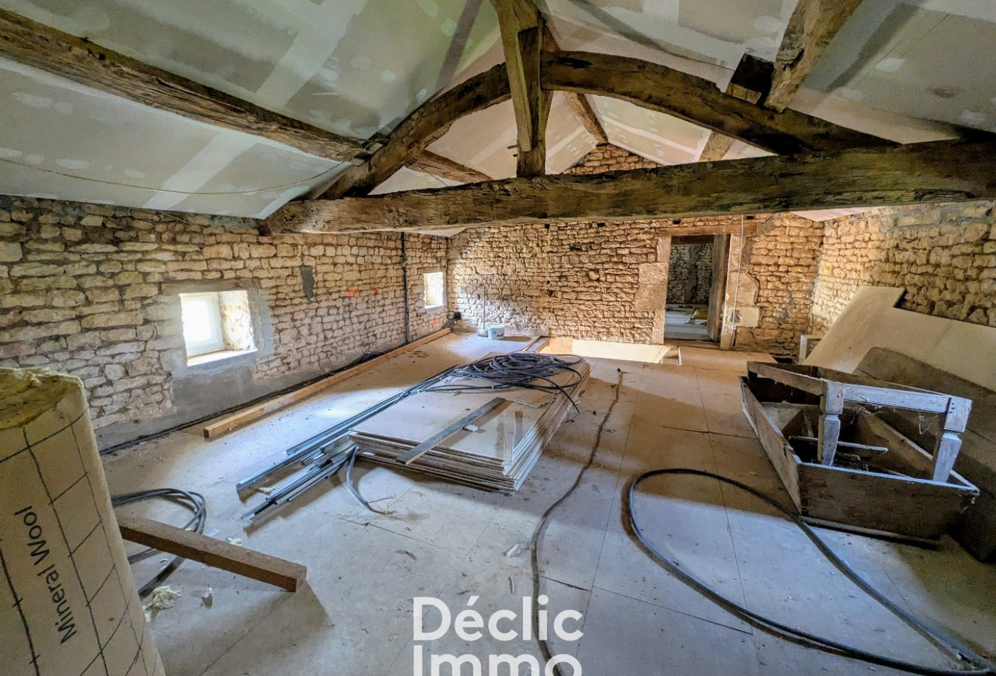 vente Maison à rénover Londigny - Photo 5