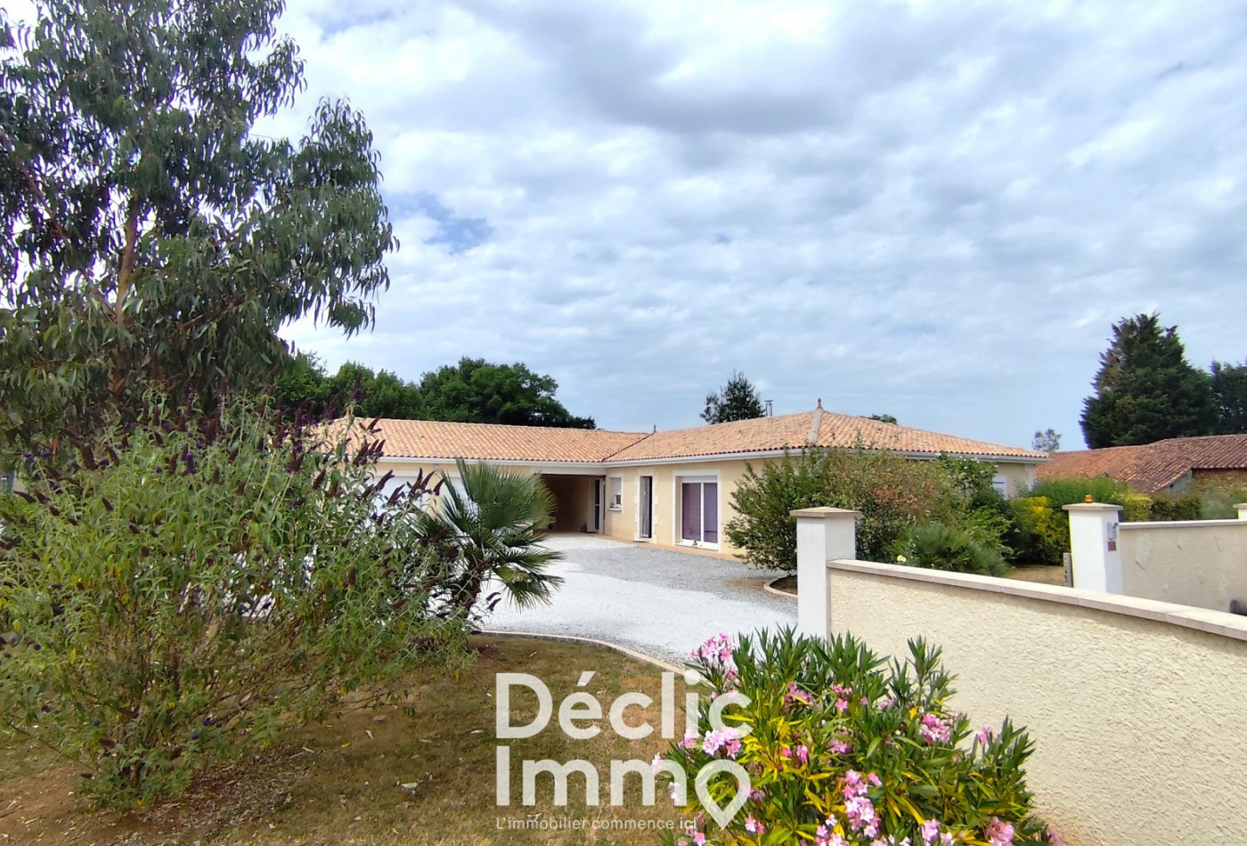 vente Pavillon Chasseneuil Sur Bonnieure - Photo 1