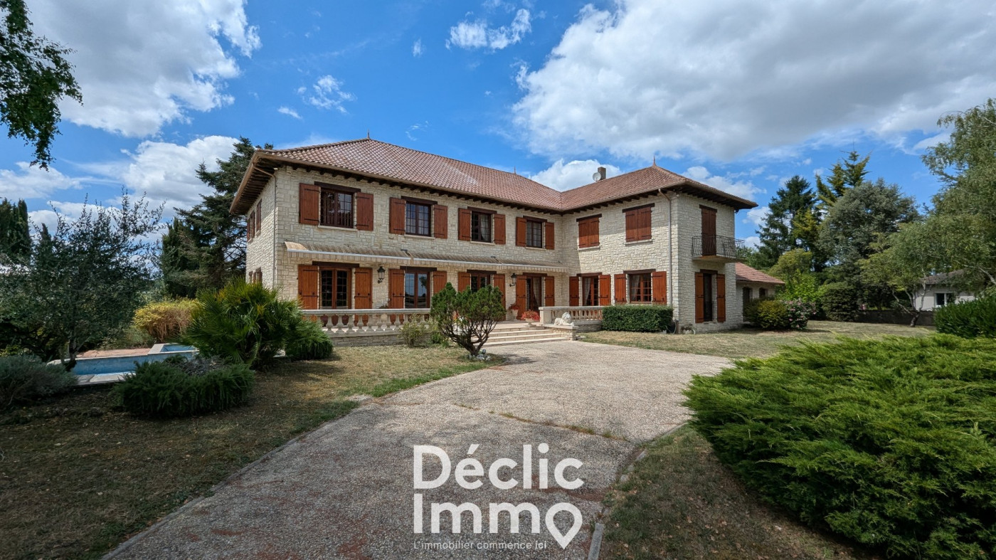 vente Villa Barbezieux Saint Hilaire - Photo 2