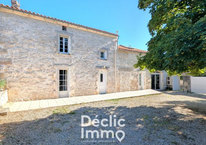 vente Maison en pierre Douzat
