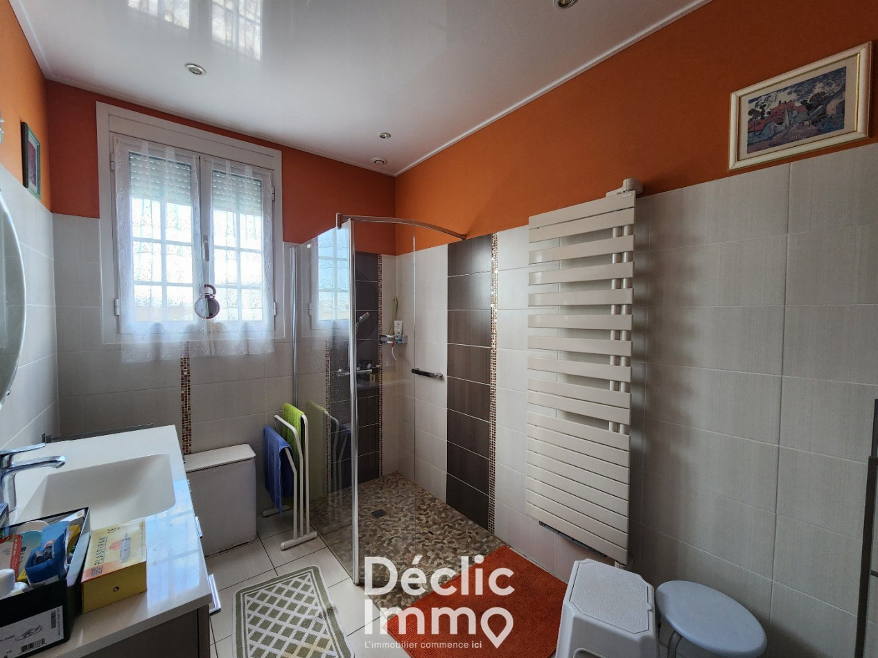 vente Maison La Couronne - Photo 13