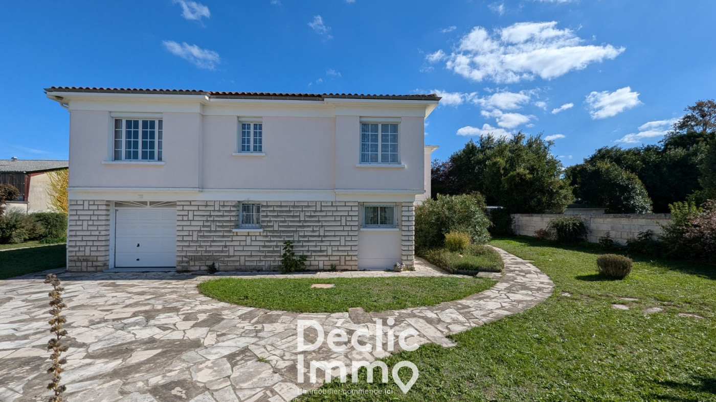 vente Maison La Couronne - Photo 16