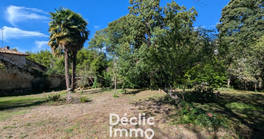 vente Ensemble immobilier Angouleme