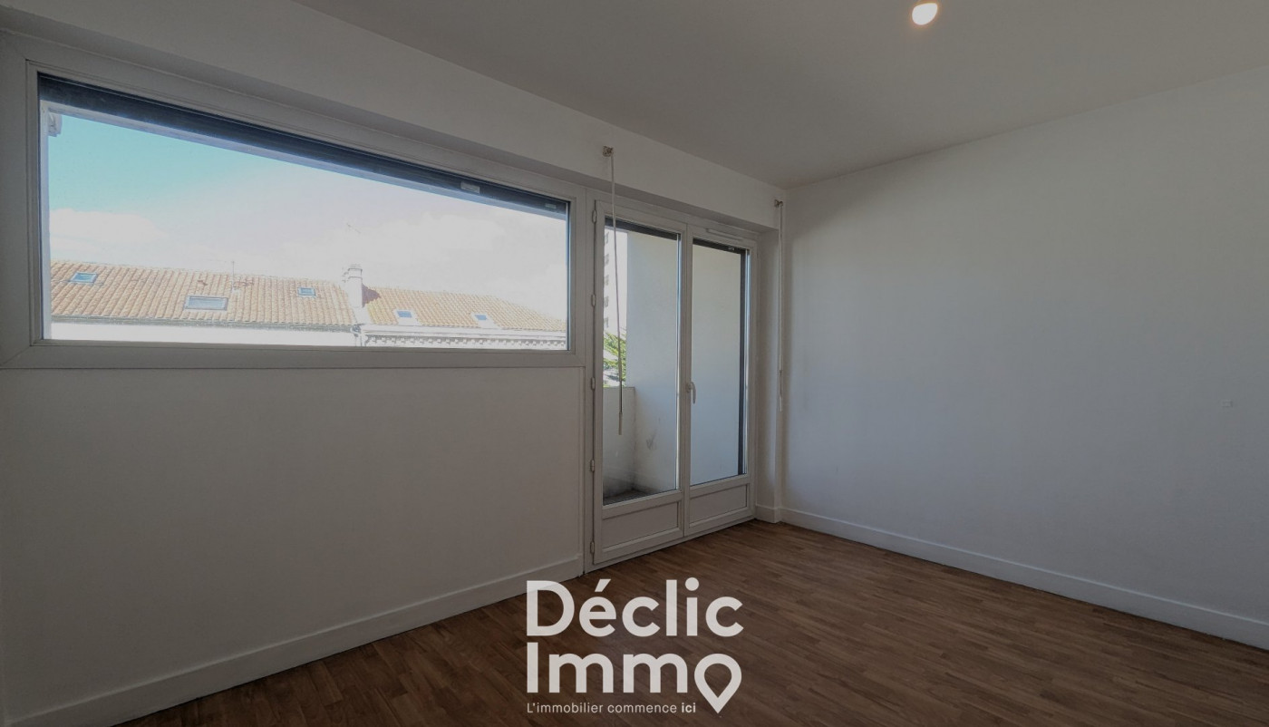 vente Appartement 1960 Angouleme - Photo 4