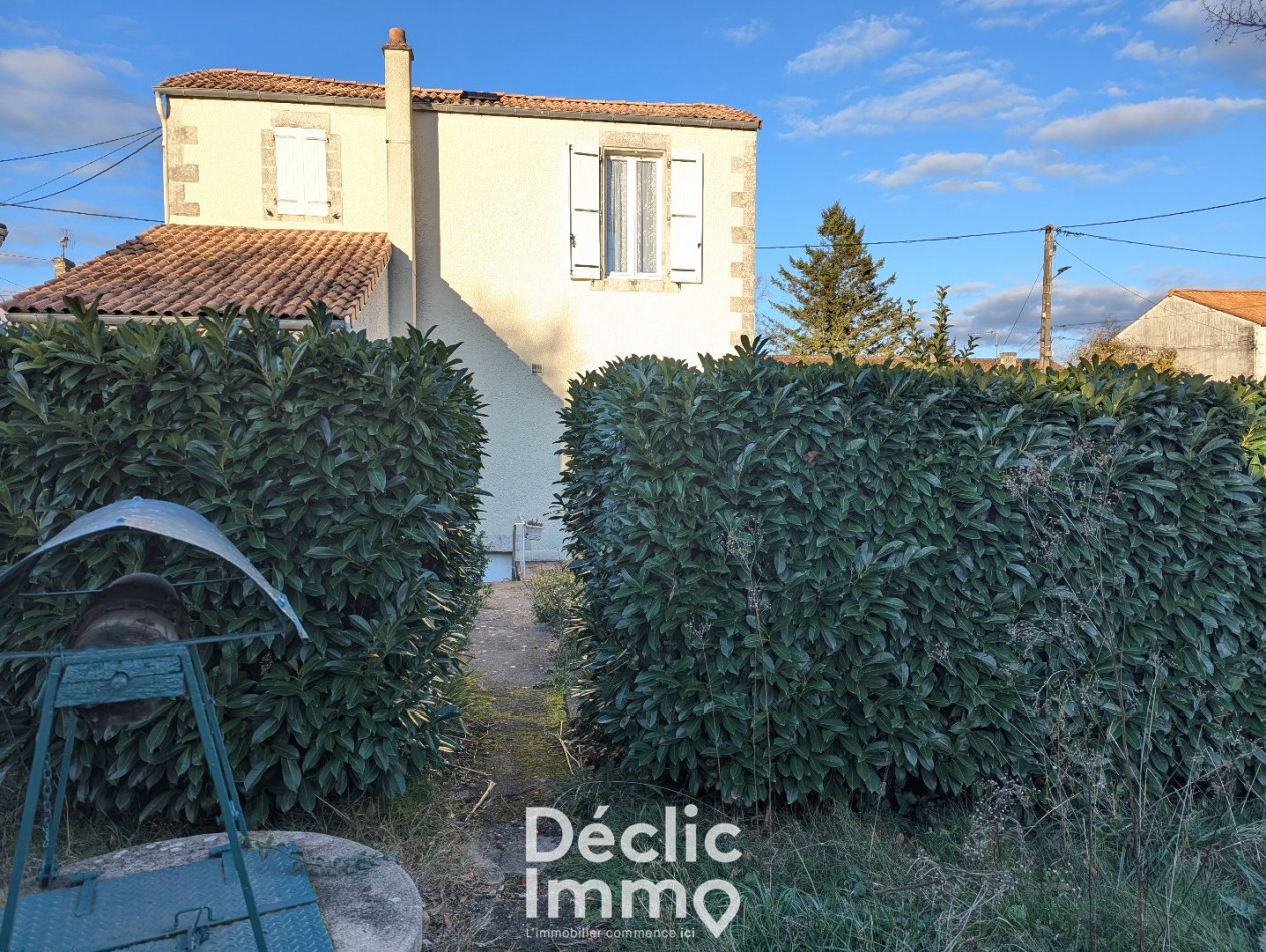 vente Maison en pierre Le Gond Pontouvre - Photo 3