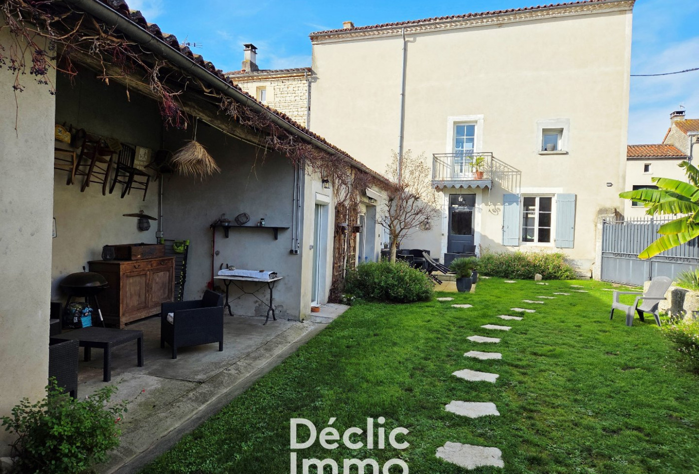 vente Maison de ville Mansle - Photo 2