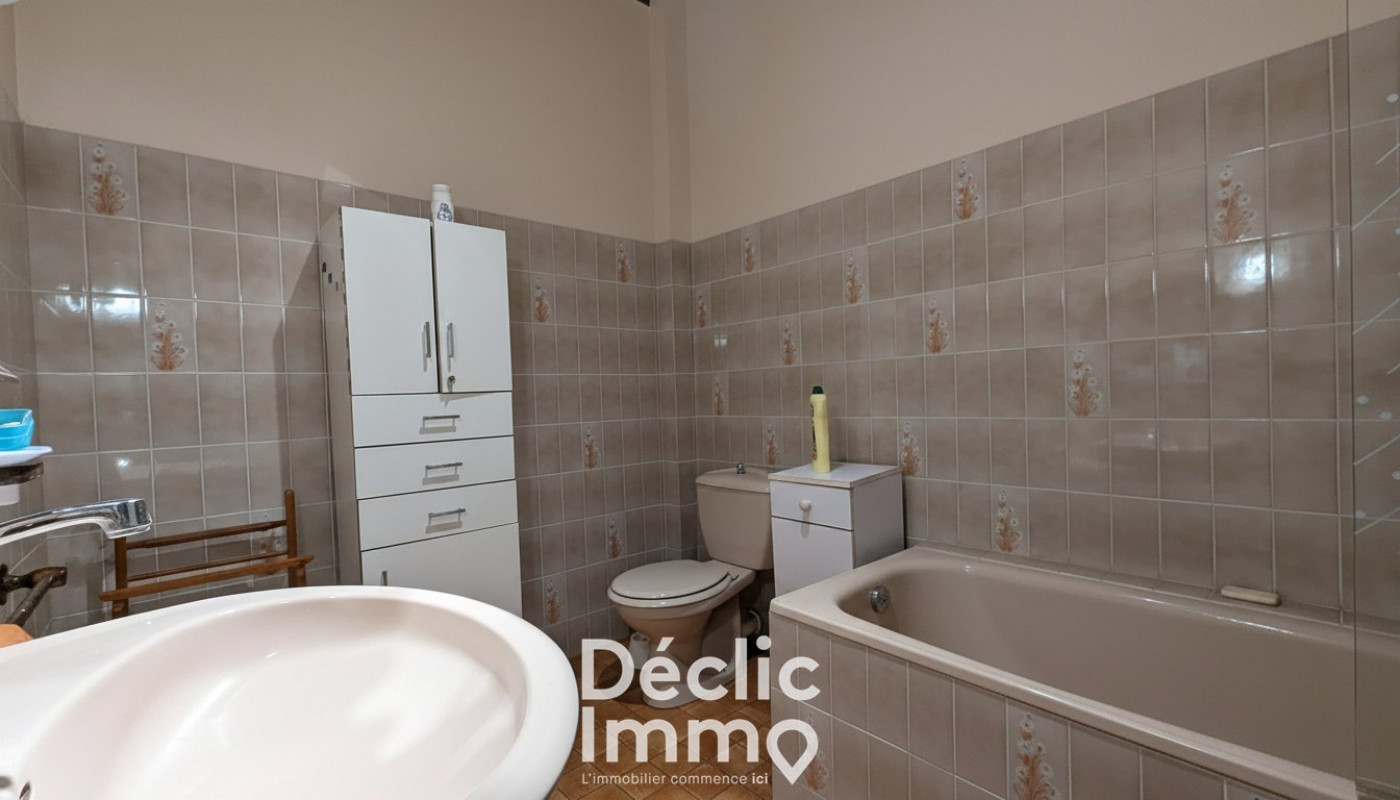 vente Maison de village Les Adjots - Photo 8