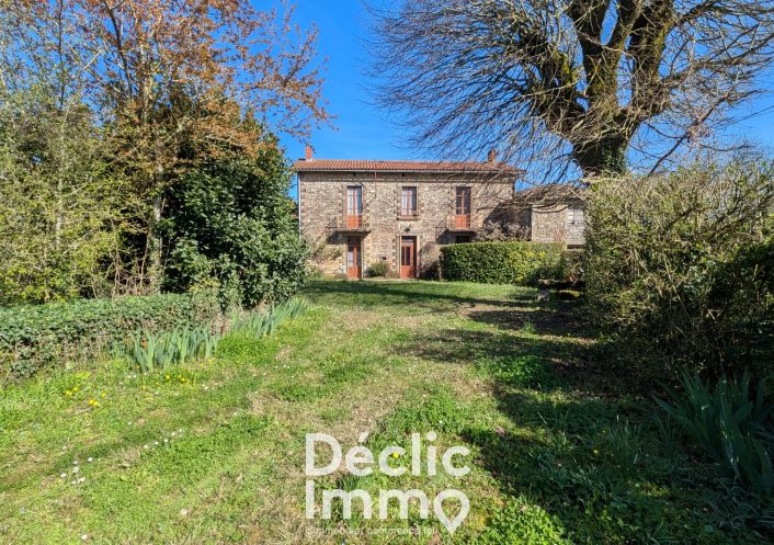 vente Maison de village Les Adjots