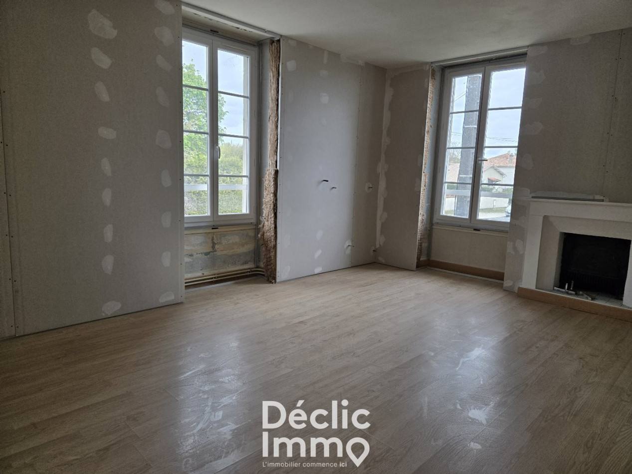 vente Maison à rénover Hiersac - Photo 14