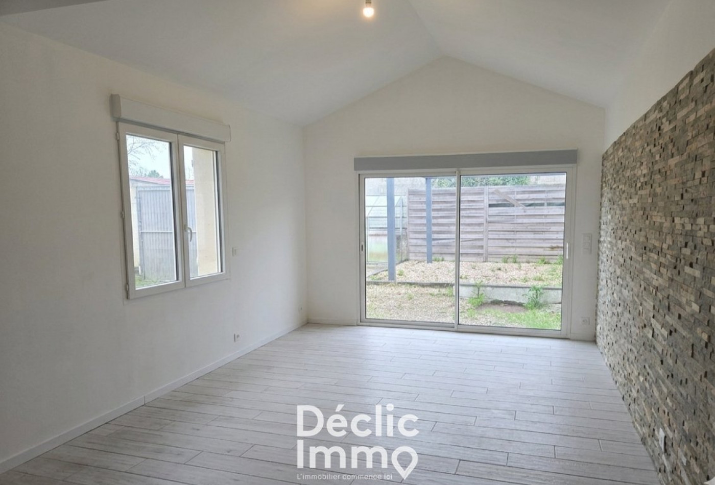 vente Maison à rénover Hiersac - Photo 10