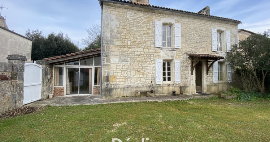 vente Maison à rénover Saint Meme Les Carrieres