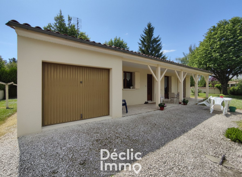 vente Pavillon Barbezieux Saint Hilaire - Photo 3
