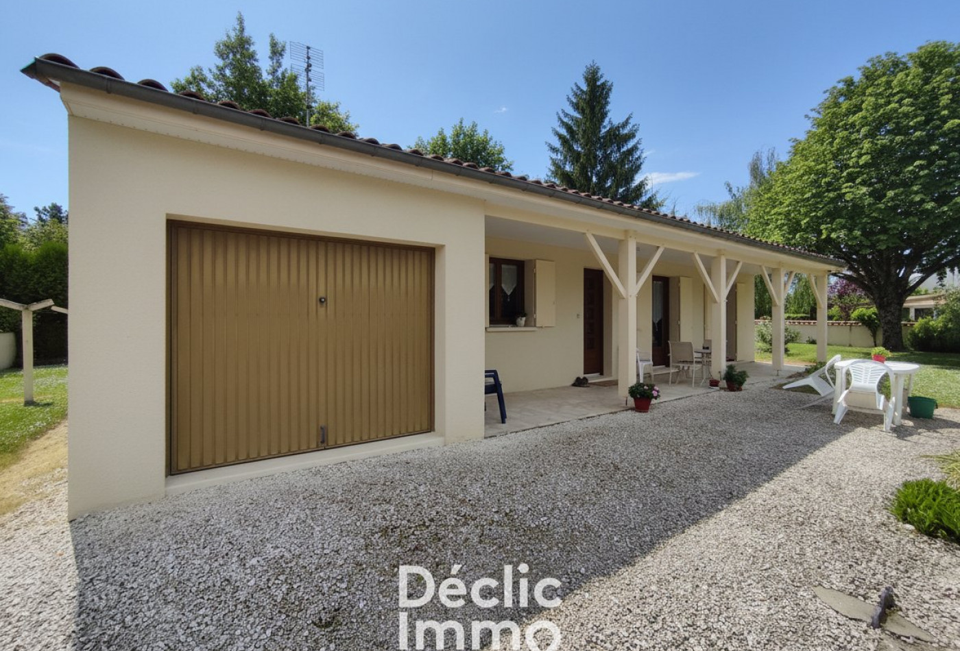 vente Pavillon Barbezieux Saint Hilaire - Photo 3