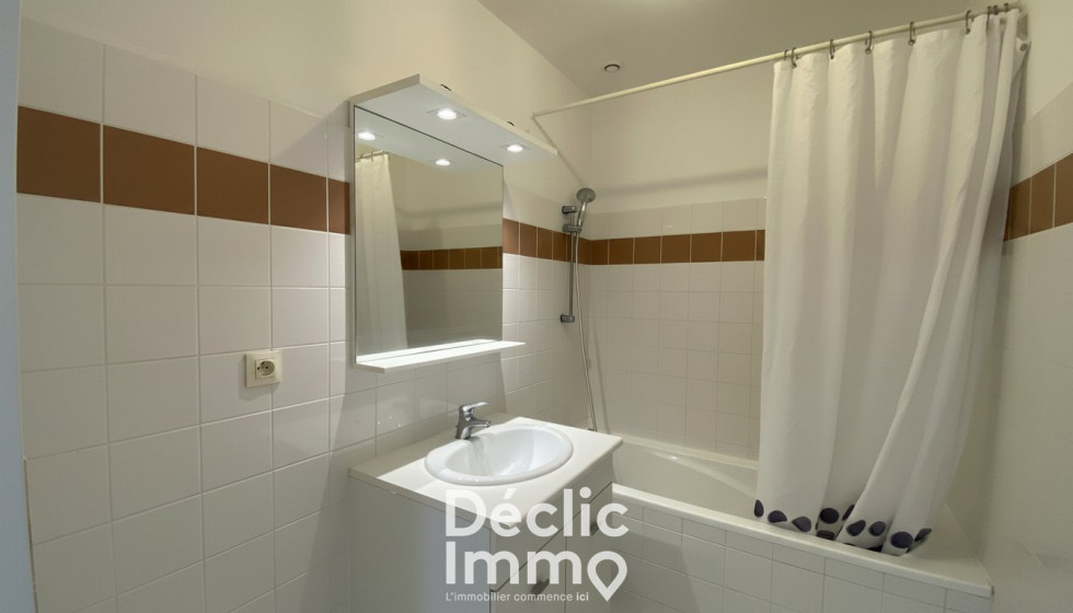 vente Maison mitoyenne Soyaux - Photo 10
