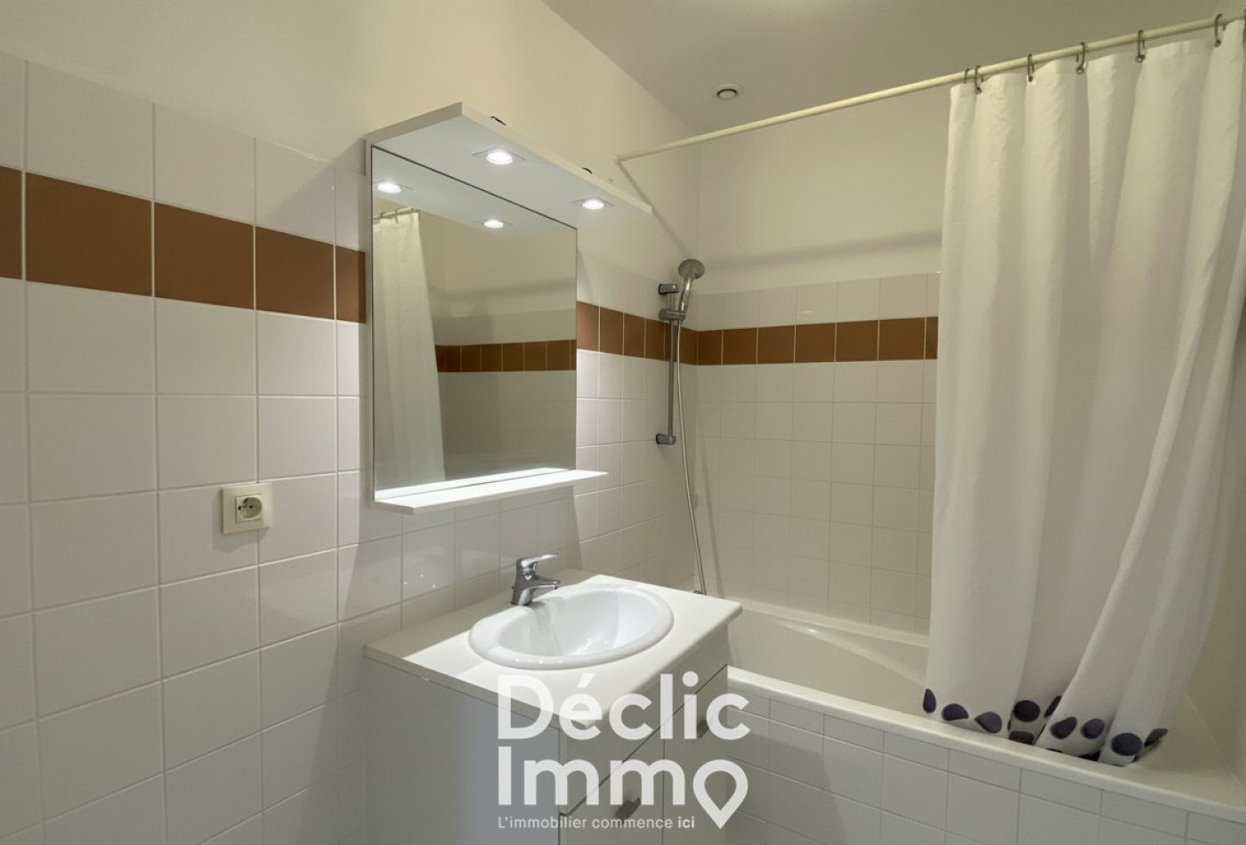 vente Maison mitoyenne Soyaux - Photo 10