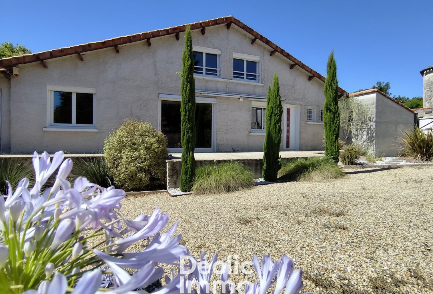vente Maison de village Saint Genis D'hiersac - Photo 2