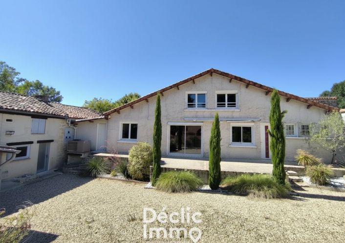 vente Maison de village Saint Genis D'hiersac