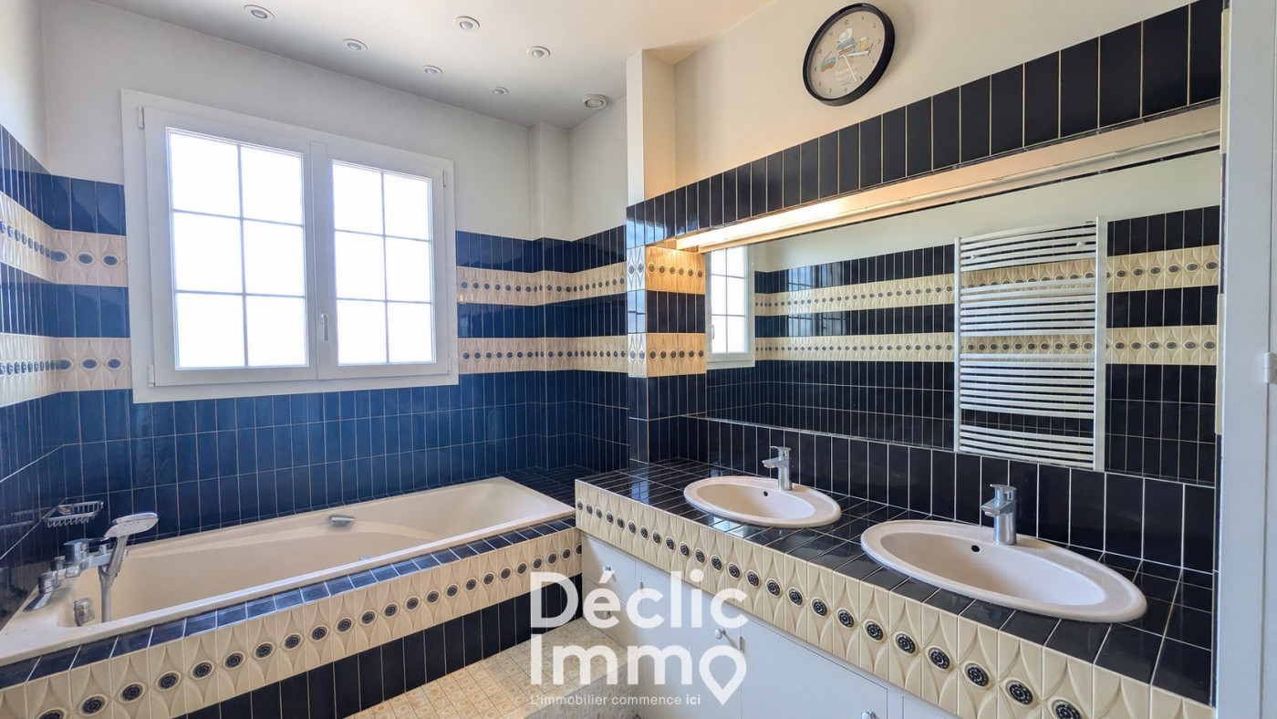 vente Maison individuelle La Couronne - Photo 8