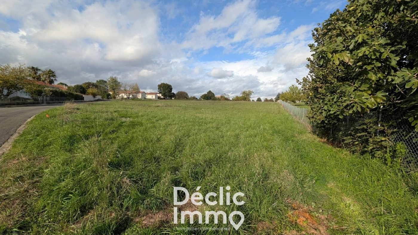 vente Terrain constructible Linars - Photo 1