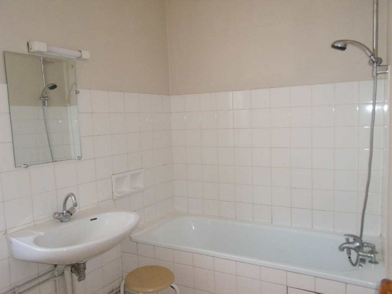 location Appartement Angouleme - Photo 6