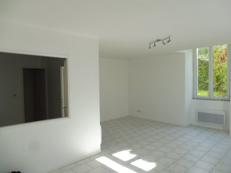 location Appartement Angouleme - Photo 2