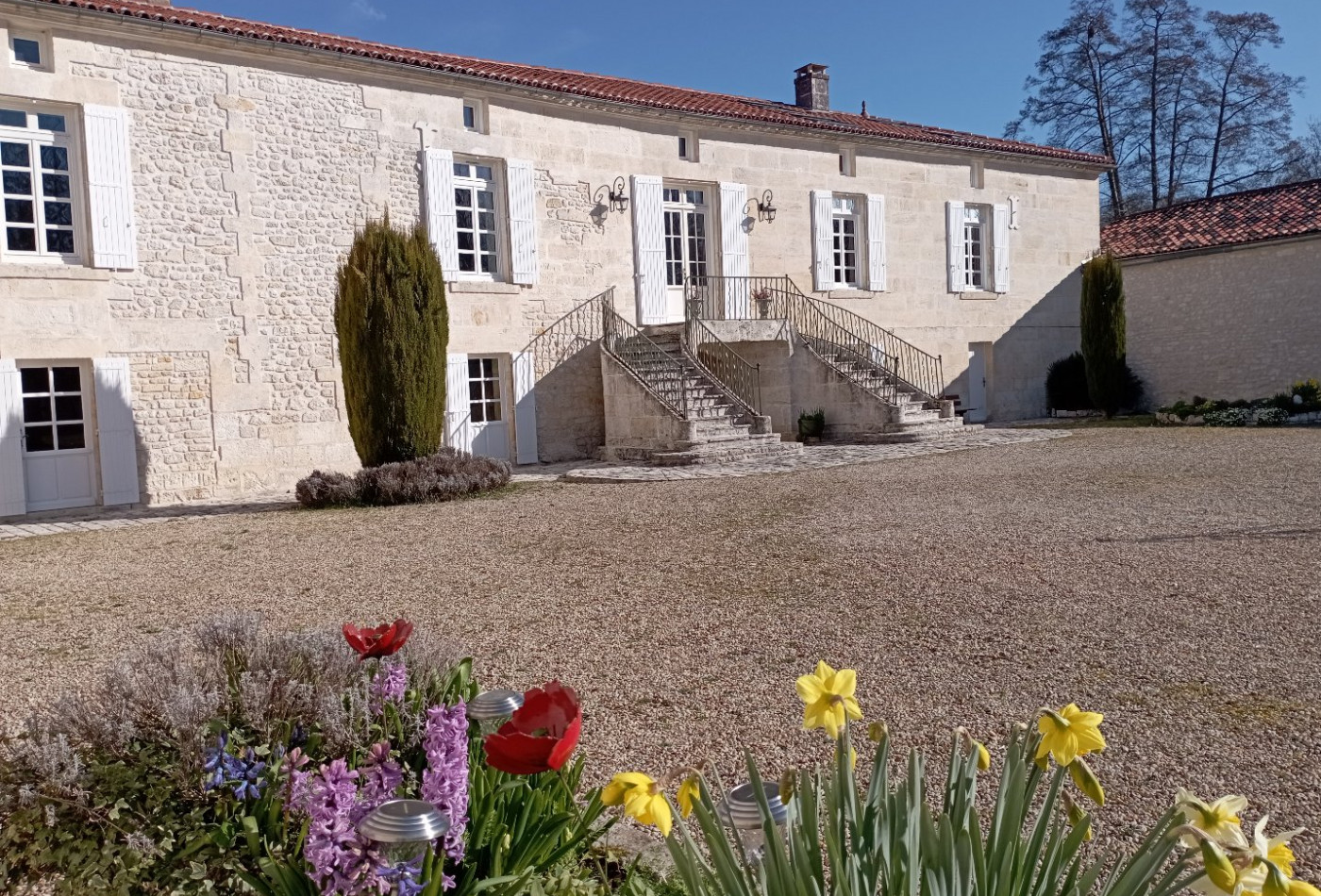vente Propriété Bourg Charente - Photo 3