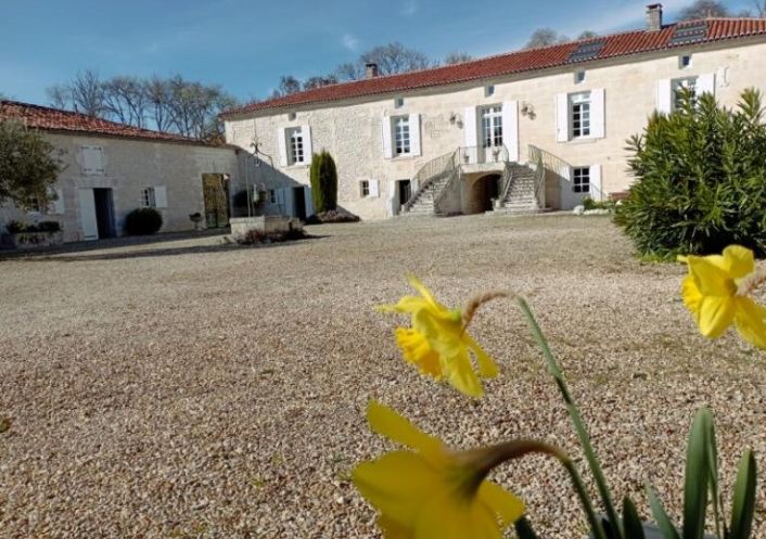 sale Propriété Bourg Charente