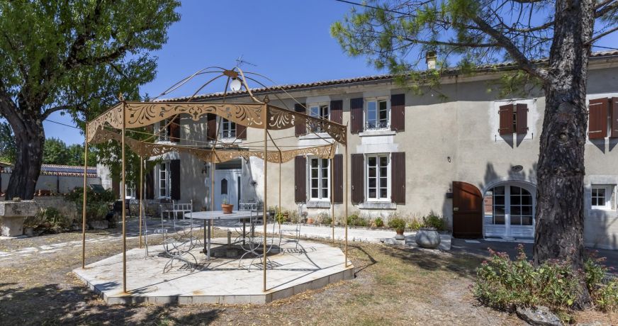 vente Corps de ferme Cognac