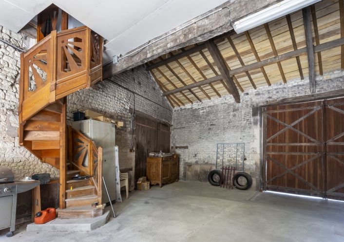 sale Corps de ferme Cognac