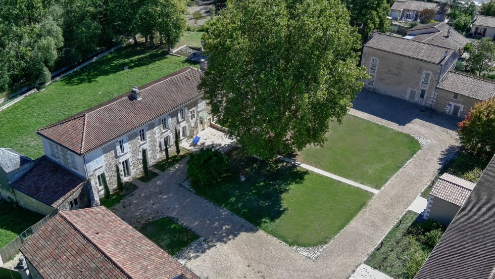 vente Domaine Saint Yrieix Sur Charente - Photo 1
