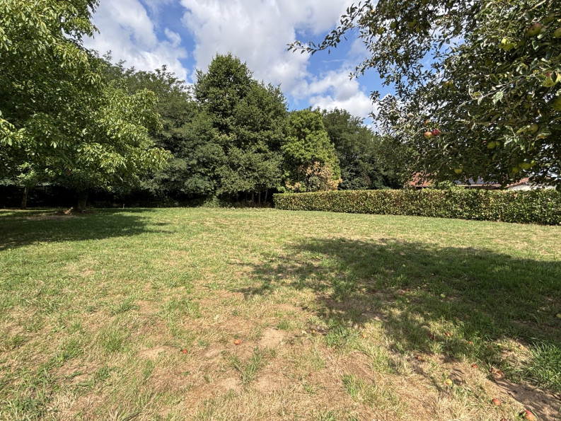 sale Maison Genouille - Photo 16