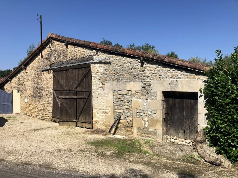 vente Maison Alloue - Photo 14