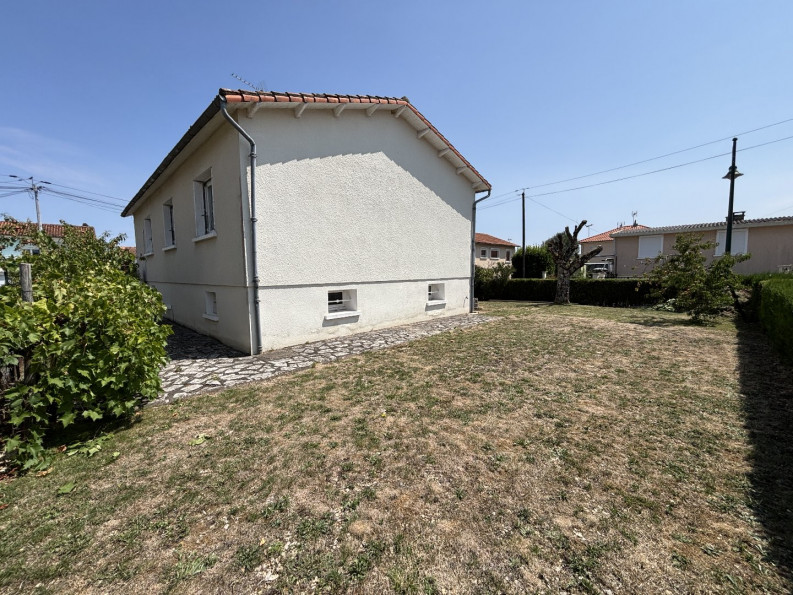 vente Maison Ruffec - Photo 15