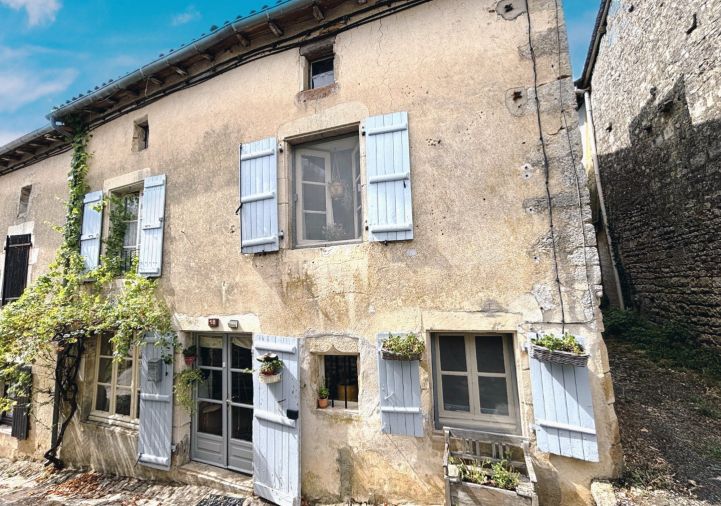 sale Maison Nanteuil En Vallee