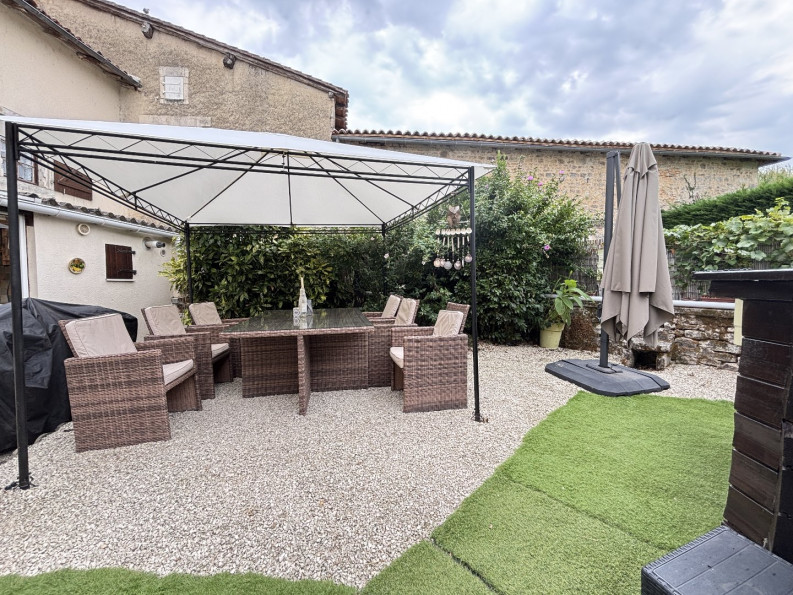 vente Maison Nanteuil En Vallee - Photo 17