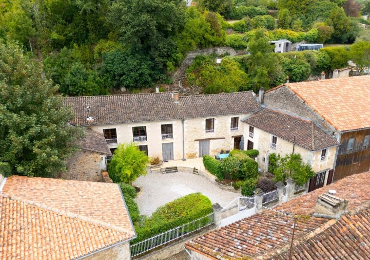 sale Maison Nanteuil En Vallee
