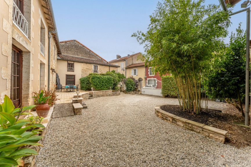 vente Maison Nanteuil En Vallee - Photo 13