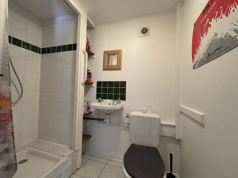 vente Maison Ventouse - Photo 11