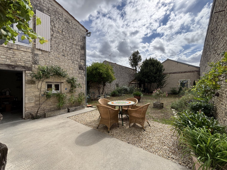 vente Maison Marcillac Lanville - Photo 6