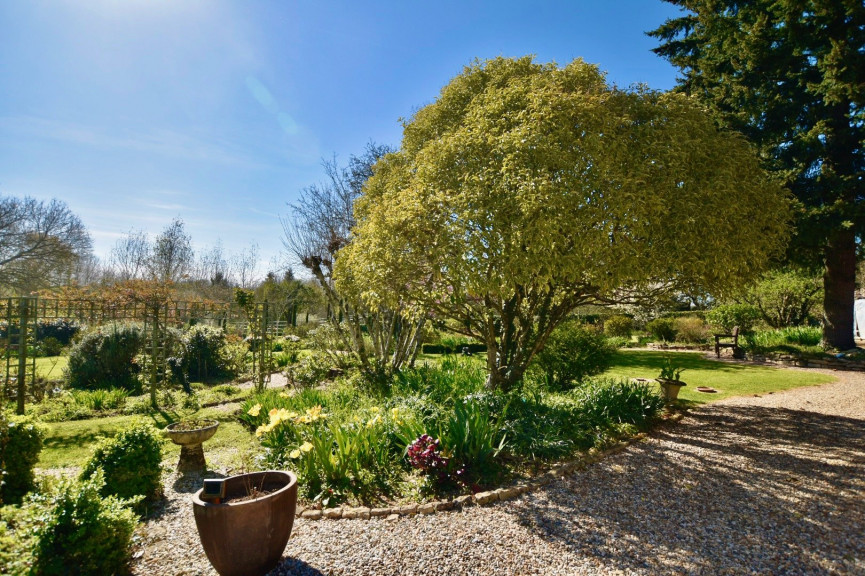 sale Maison de caractère Saint Coutant - Photo 18