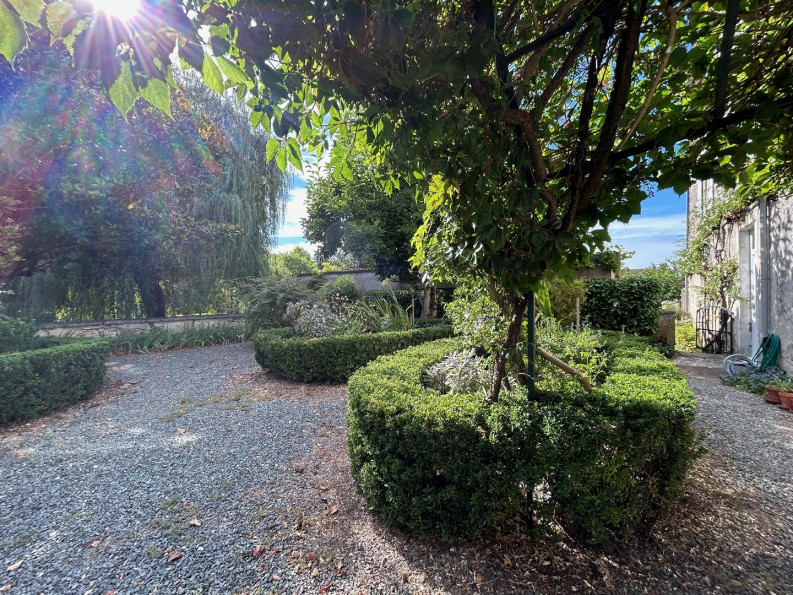 sale Maison de caractère La Mothe Saint Heray - Photo 2