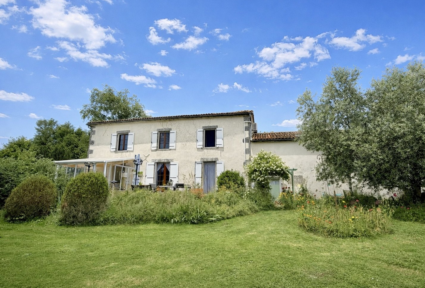 vente Maison Le Bouchage - Photo 1