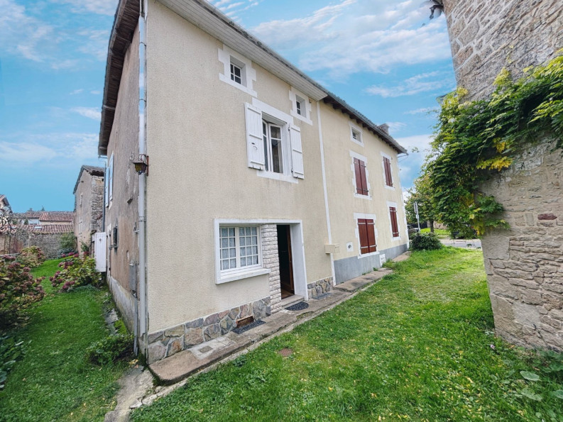 vente Maison Benest - Photo 1